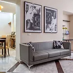 לינה וארוחת בוקר Corso Grand רומא