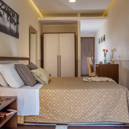 Corso Grand Bed and Breakfast 4*