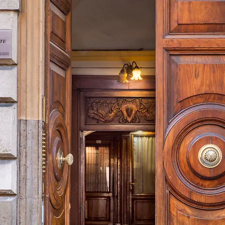 Corso Grand Bed and Breakfast 4*