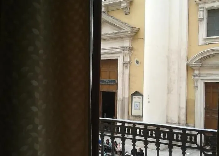 Corso Grand Oda ve Kahvaltı Roma