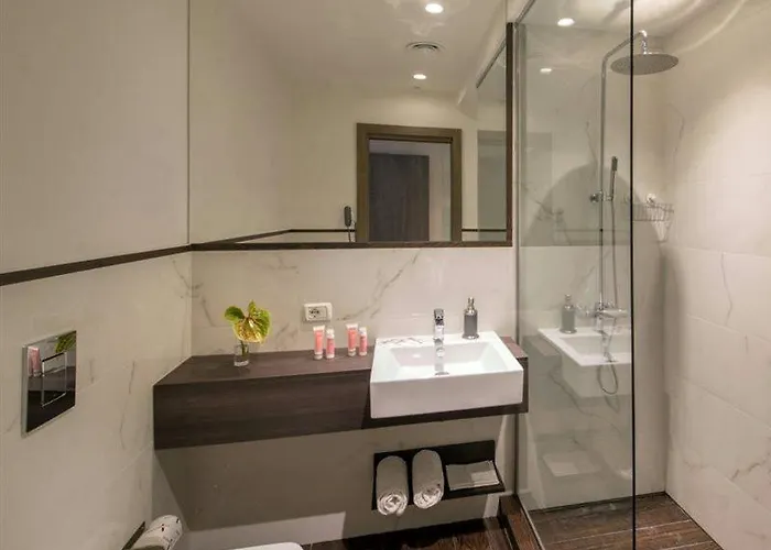 فندق مبيت وإفطار كورسو غراند سويت